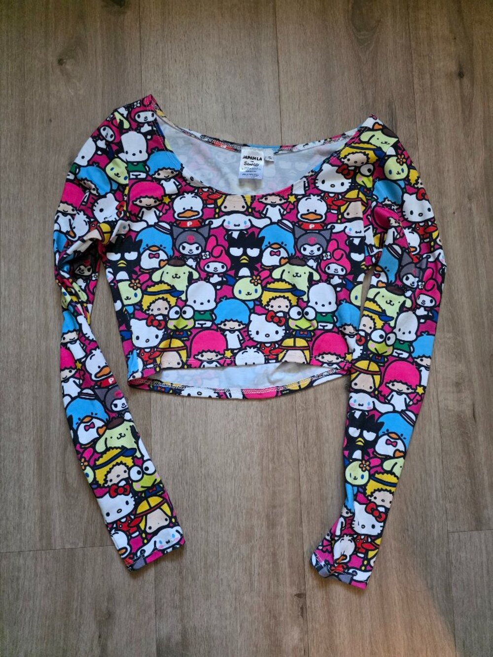 Japan LA Sanrio Crop top Small